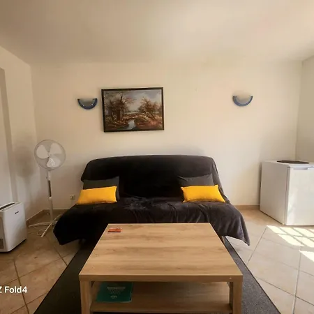 Apartment Orpheus Yourehostehelper Saint-Raphael (Var)
